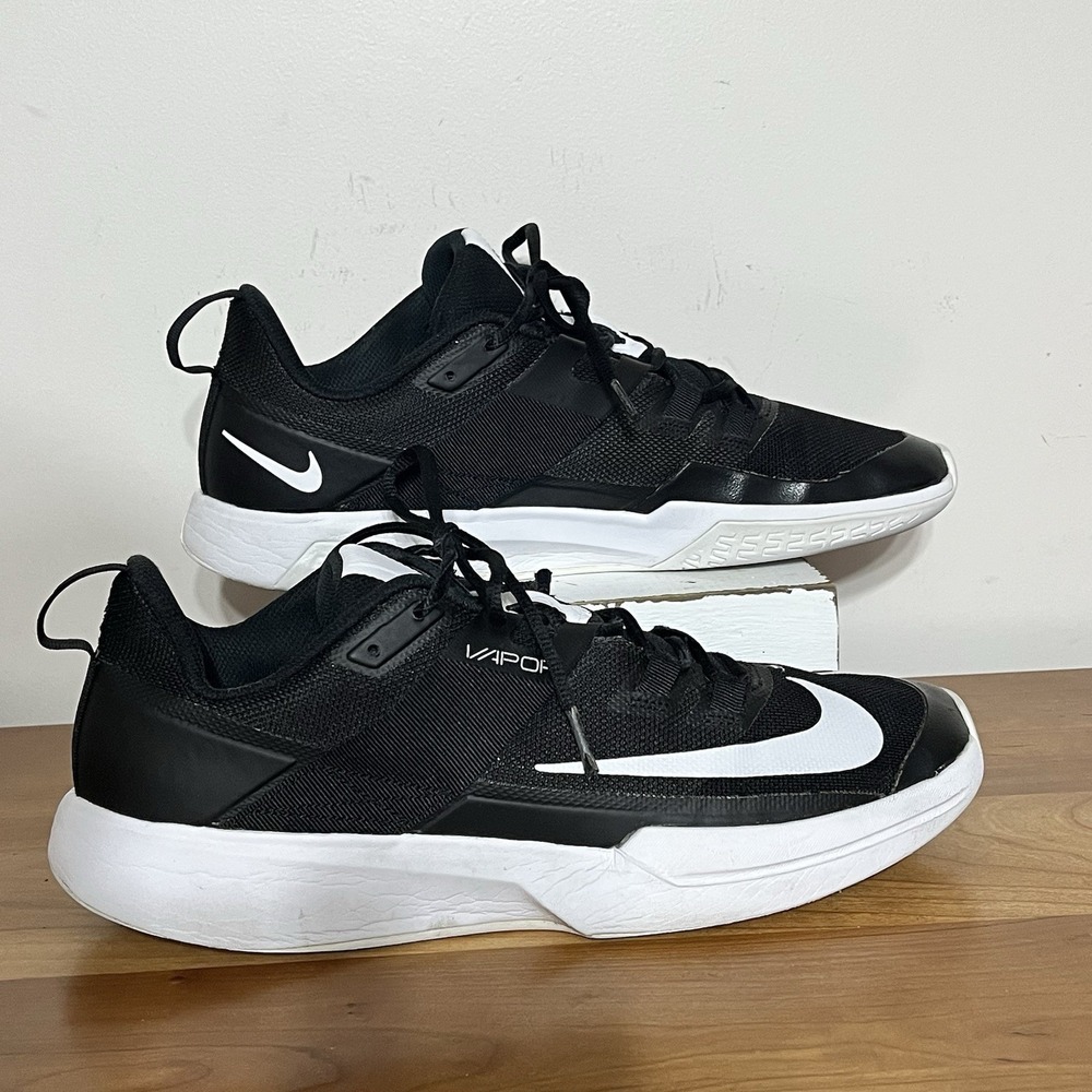 Nike Black and White Vapor Men’s Athletic Shoes